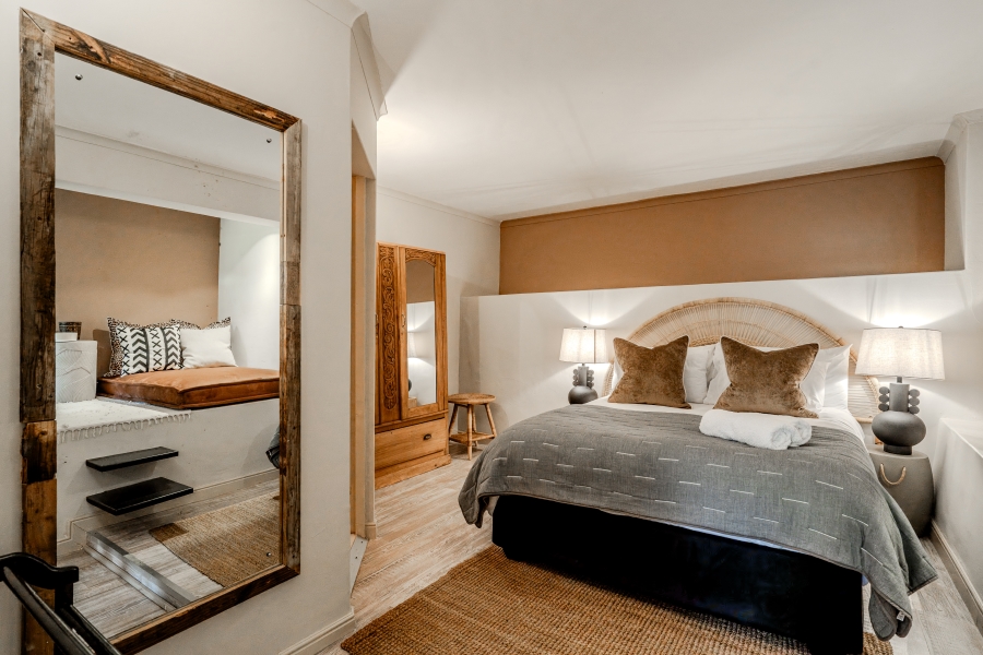 To Let 2 Bedroom Property for Rent in Camps Bay Western Cape